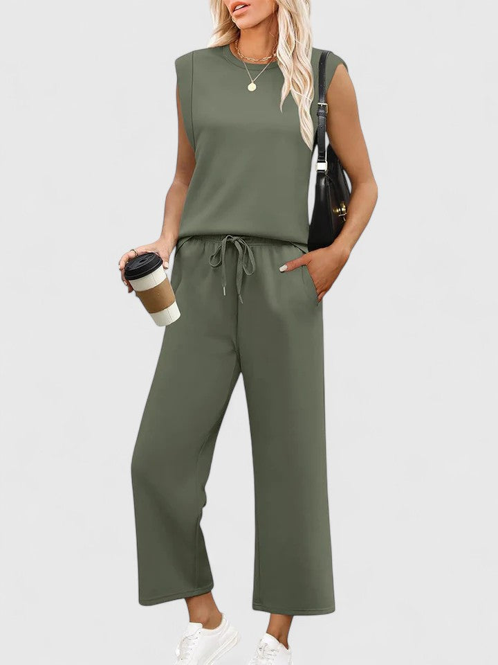 Ava Women's Two-Piece Set | Lightweight and Versatile 1