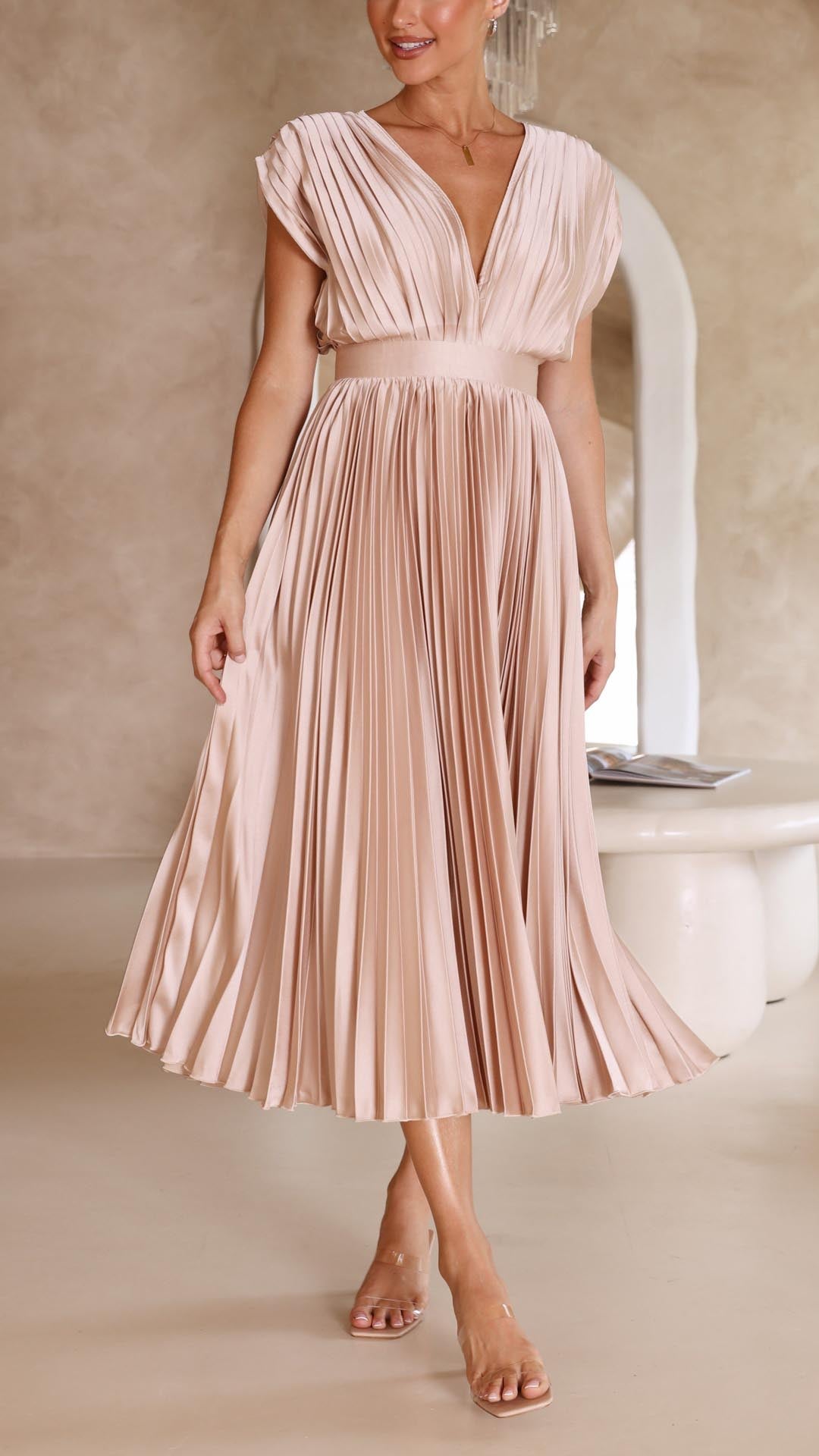 Elegant Maxi Dress | Flattering Pleated Design 6