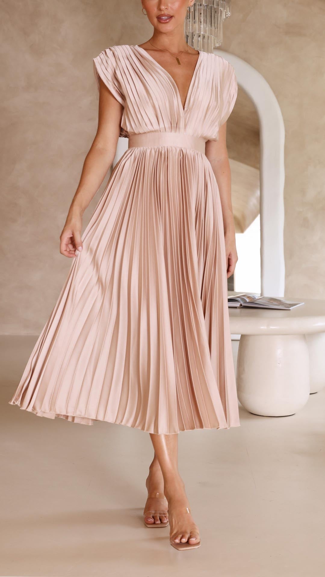 Elegant Maxi Dress | Flattering Pleated Design 7