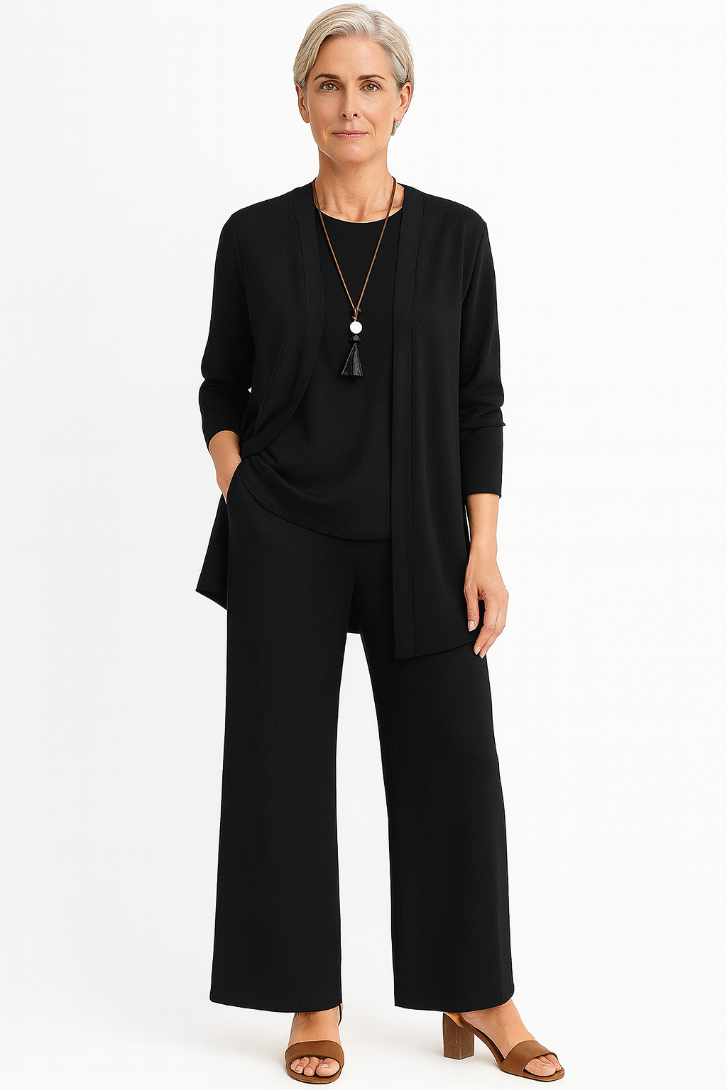 Elegant Women's 3-Piece Set | Timeless Design 1