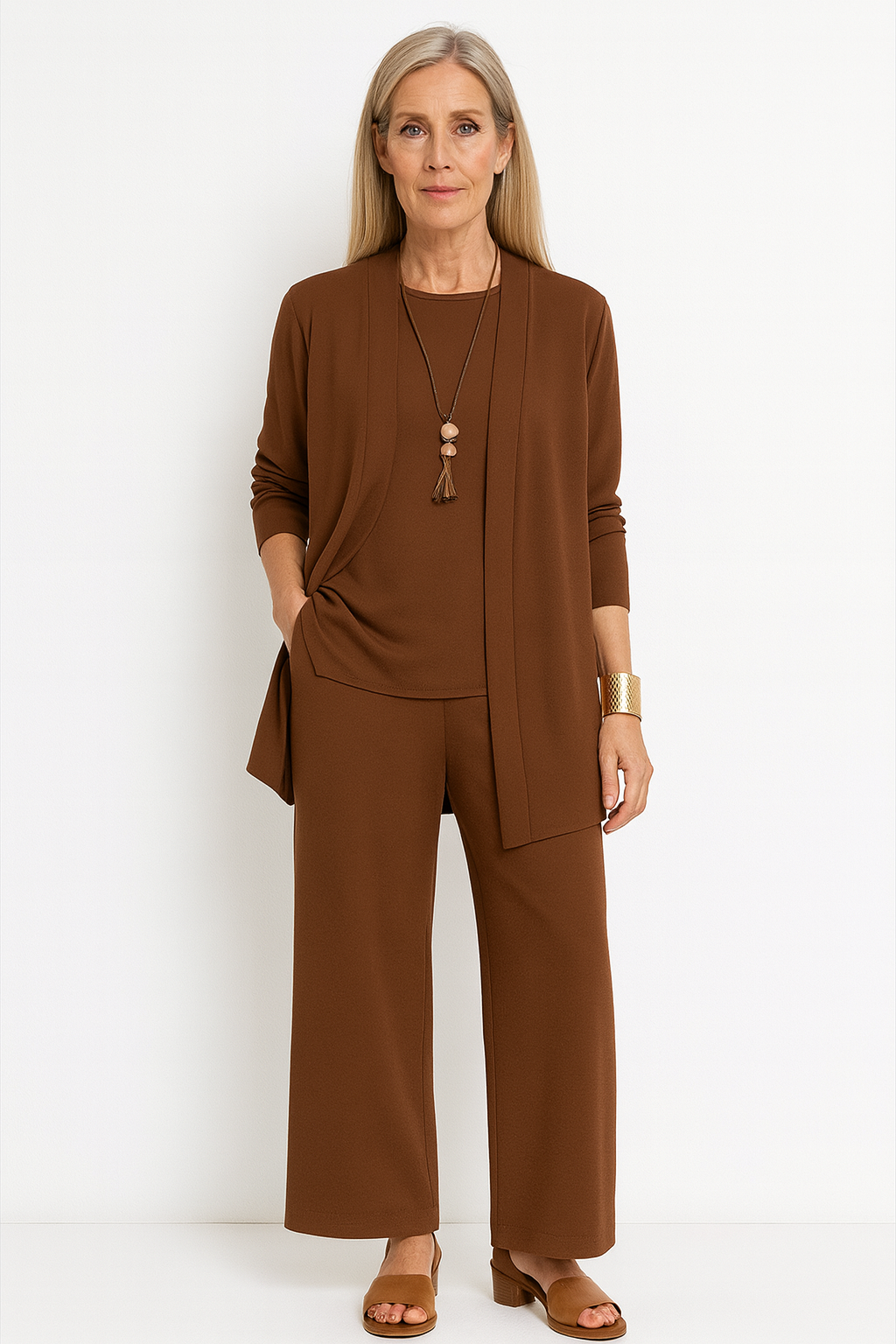 Elegant Women's 3-Piece Set | Timeless Design 5