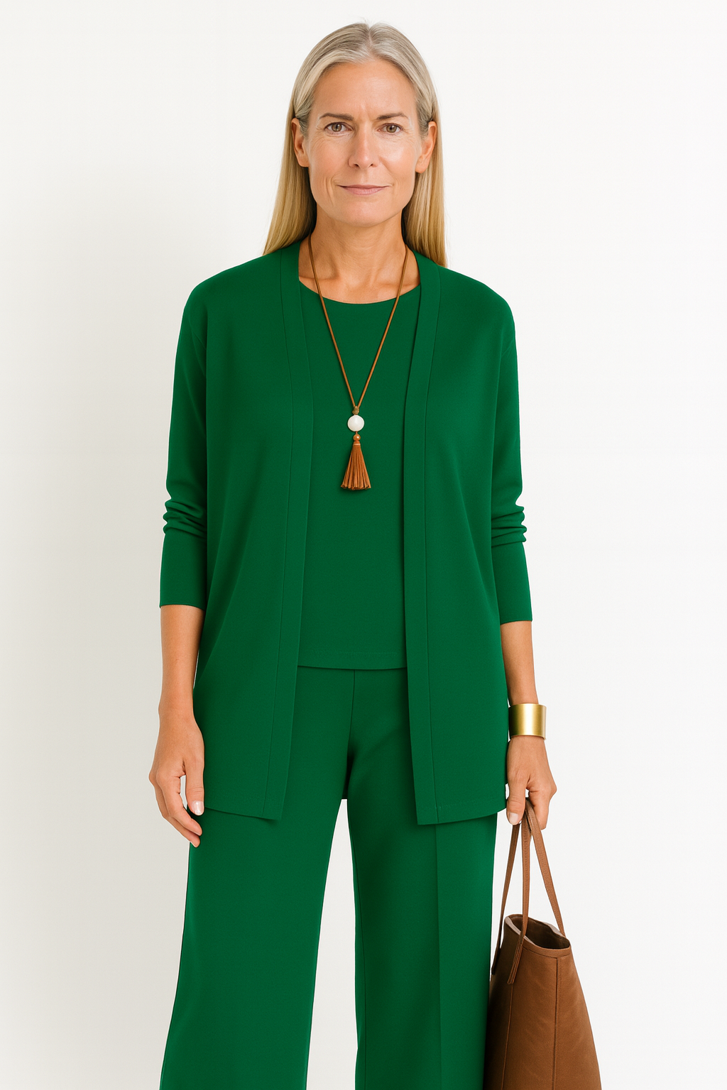 Elegant Women's 3-Piece Set | Timeless Design 8