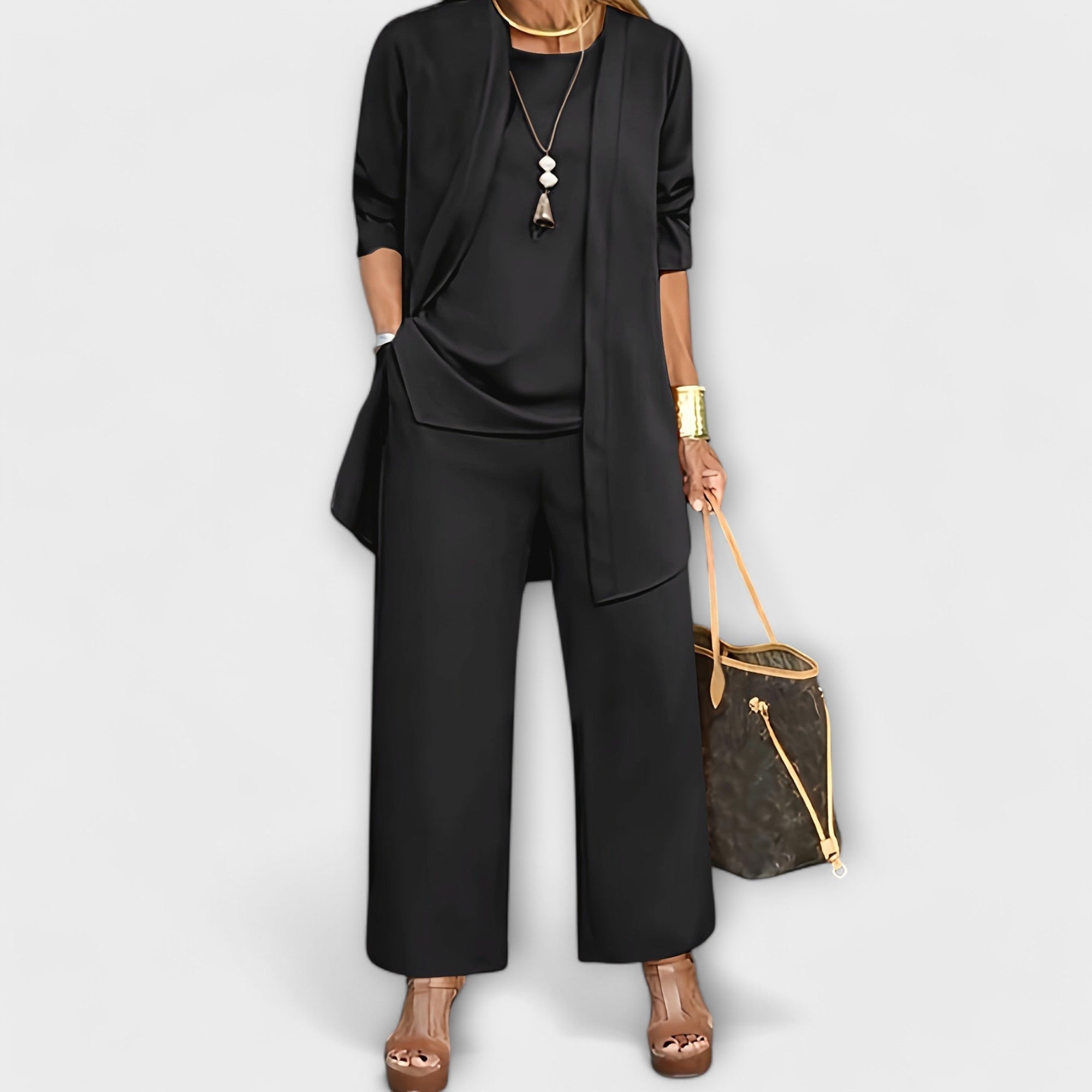 Elegant Women's Set | Comfortable Three-Piece Ensemble 5