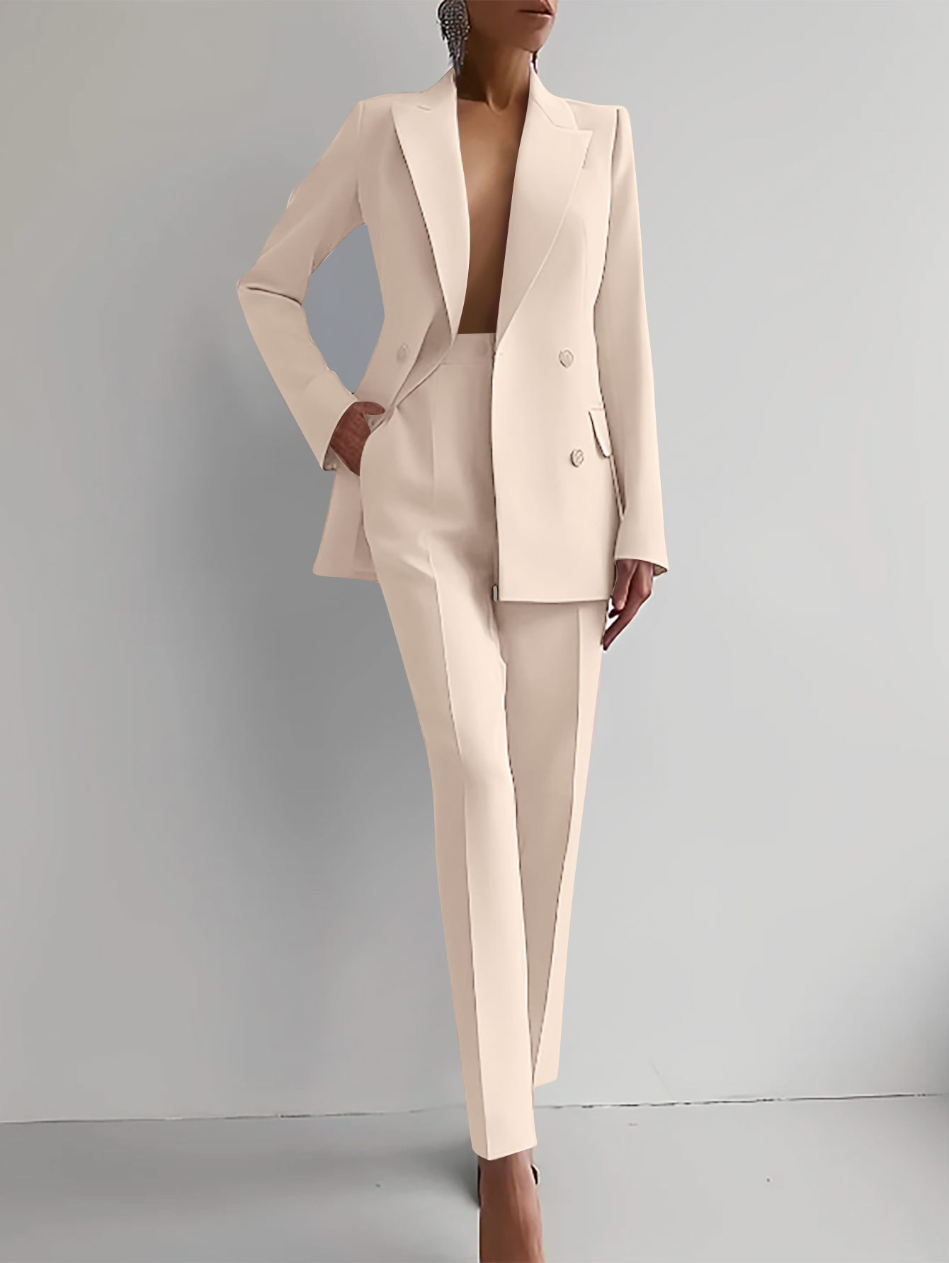 Elegant Women's Suit | Tailored Fit, Versatile Ensemble 7