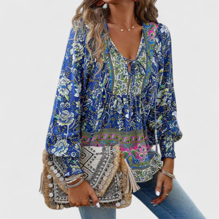 Elegant Women's Top | Timeless Design, Versatile Blouse 2