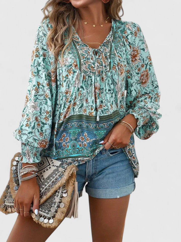 Elegant Women's Top | Timeless Design, Versatile Blouse 7