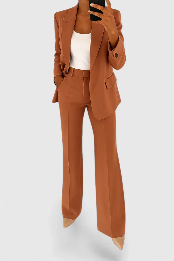 Elegant Women's Two-Piece Suit Set | Timeless Design 4