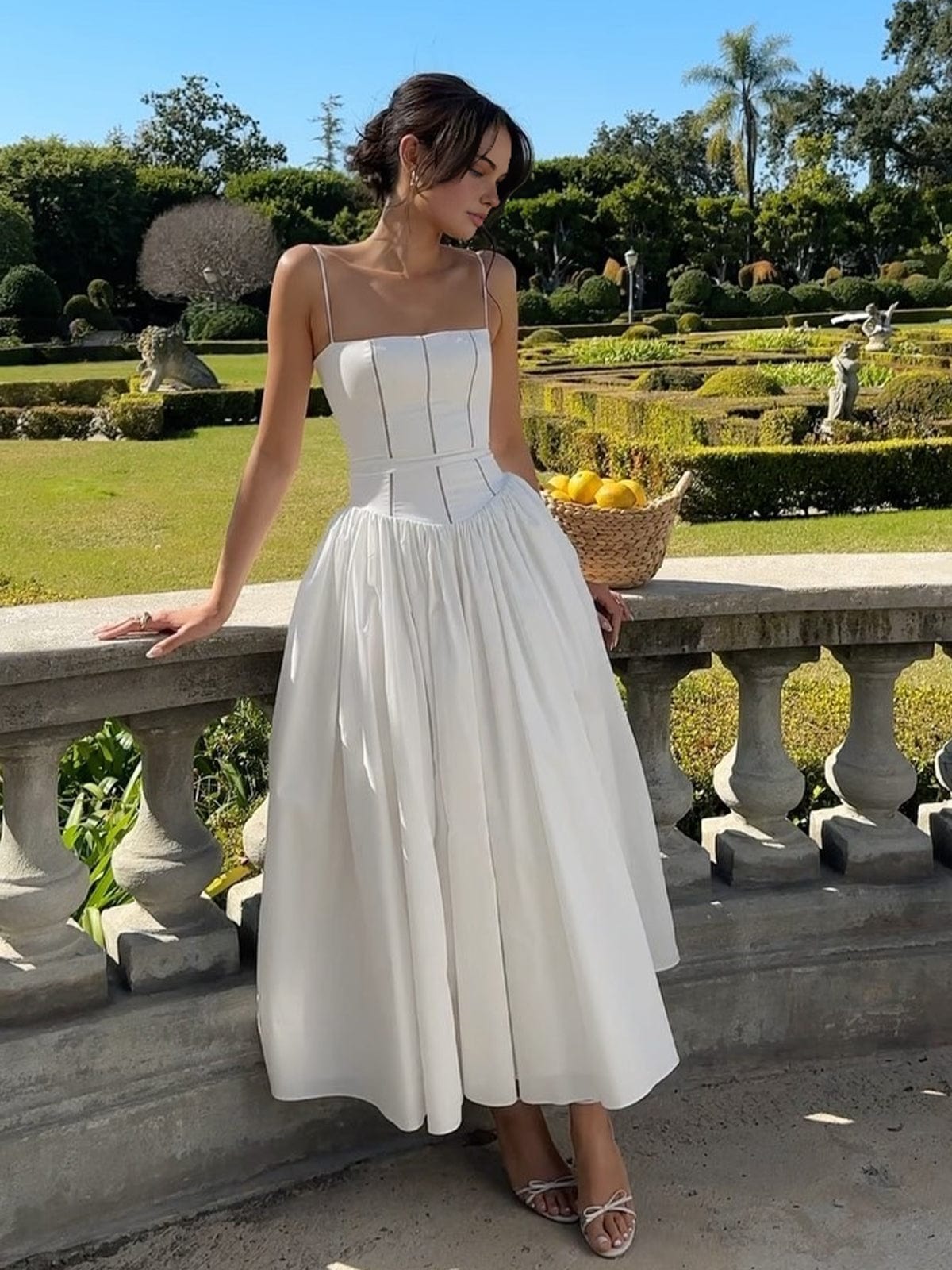 Glamorous Women's Midi Dress | Elegant Corset Design for Formal Occasions 0
