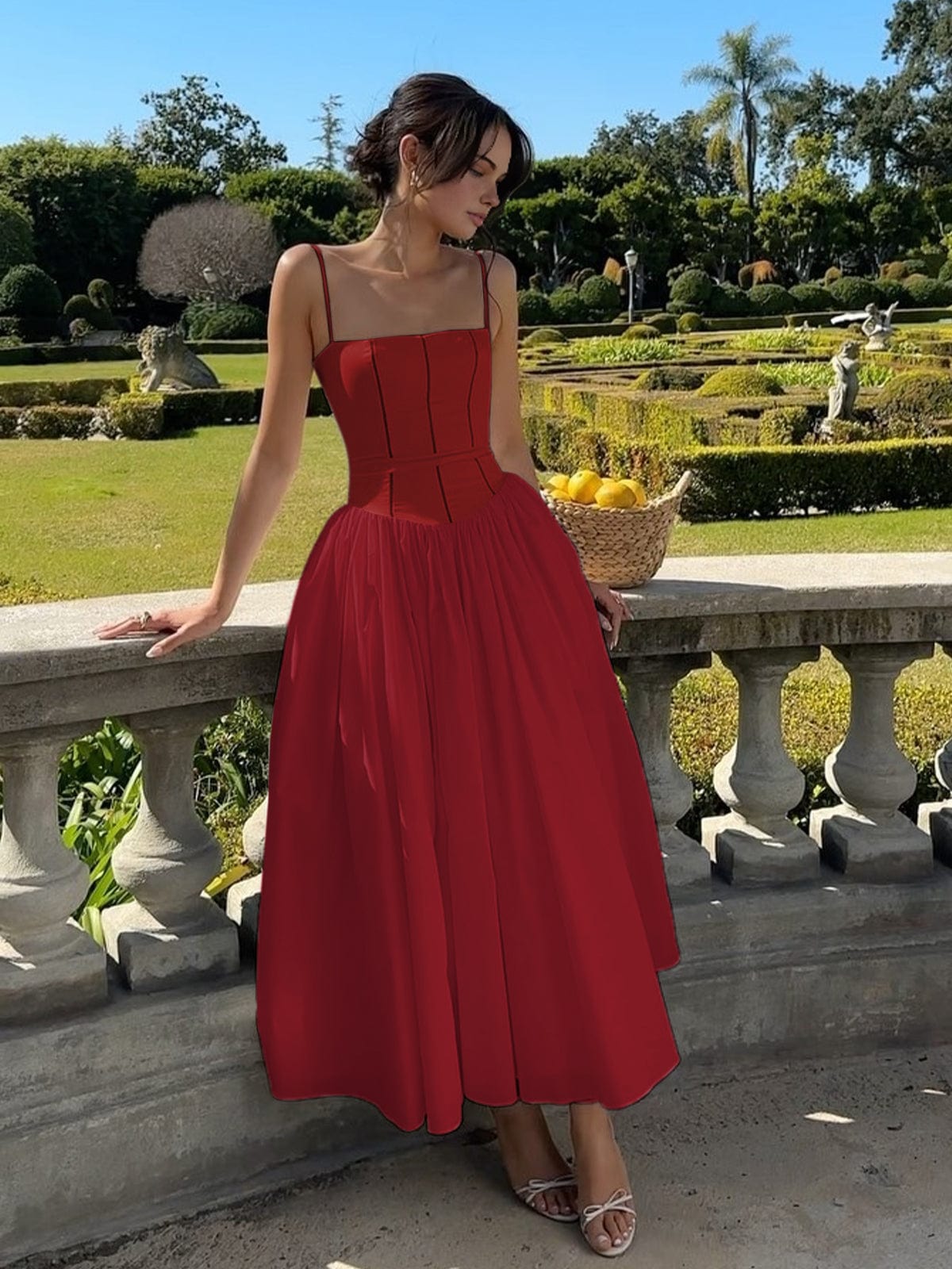 Glamorous Women's Midi Dress | Elegant Corset Design for Formal Occasions 4