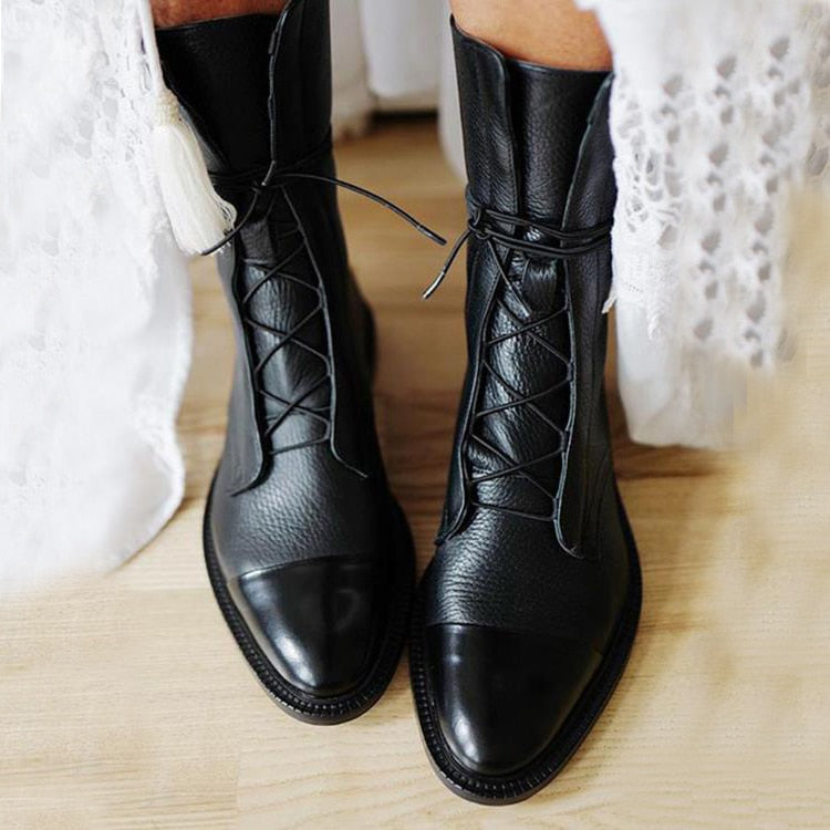 Lisa Women's Leather Boots | Stylish Comfort 2