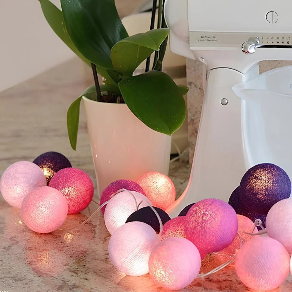Luna Guirlande Lumineuse | Boules en Coton, Multicolore, Sans Fil 15
