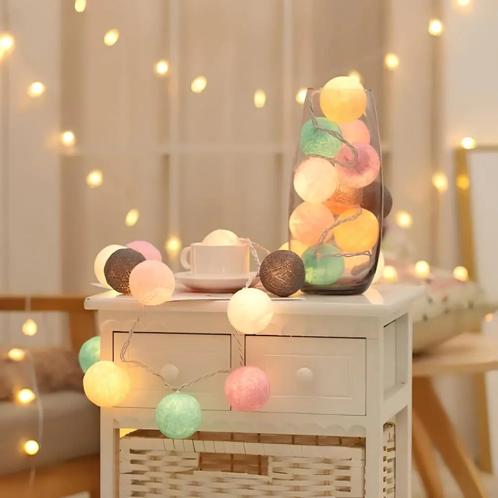 Luna Guirlande Lumineuse | Boules en Coton, Multicolore, Sans Fil 2