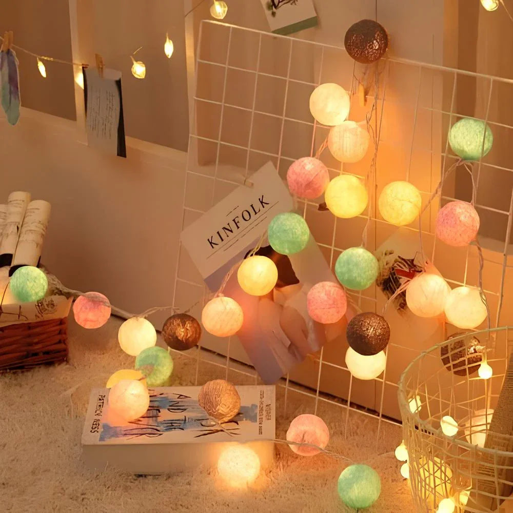 Luna Guirlande Lumineuse | Boules en Coton, Multicolore, Sans Fil 6