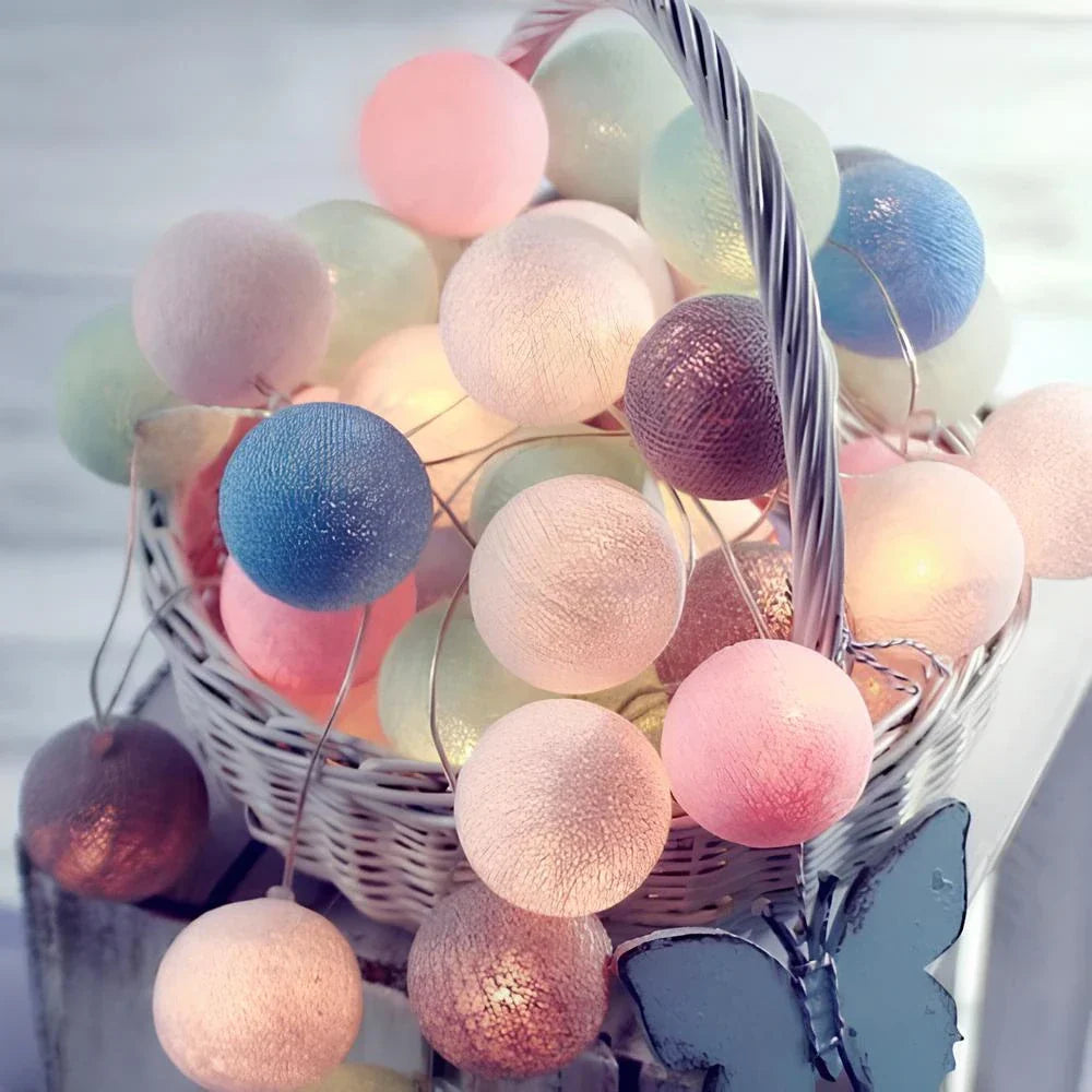 Luna Guirlande Lumineuse | Boules en Coton, Multicolore, Sans Fil 7