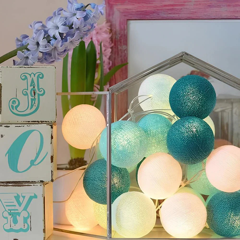 Luna Guirlande Lumineuse | Boules en Coton, Multicolore, Sans Fil 8