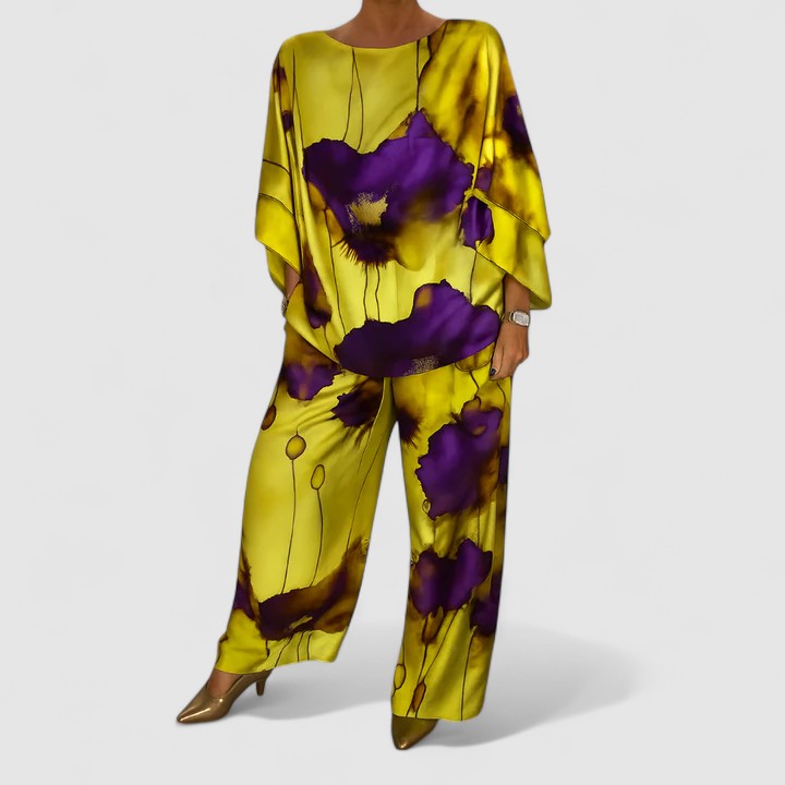 Monica Women's Two-Piece Set | Elegant Design, Versatile Style 4