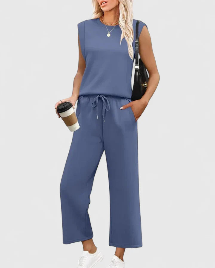 Olyzette Women's Two-Piece Set | Comfortable and Stylish 1