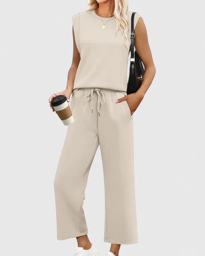 Olyzette Women's Two-Piece Set | Comfortable and Stylish 3
