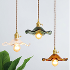 Suspension FlowerLite | Verre et Laiton, Design Fleur d'Hibiscus 1